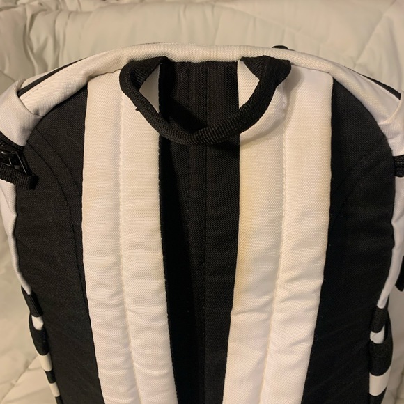 Adidas Classic Zip Top Backpack - Picture 2 of 9